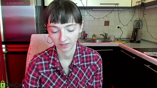 Snapshot of TayanaJons chatting on March 2025 08:02:02 AM TayanaJons online show from March 2025 08:02:02 AM