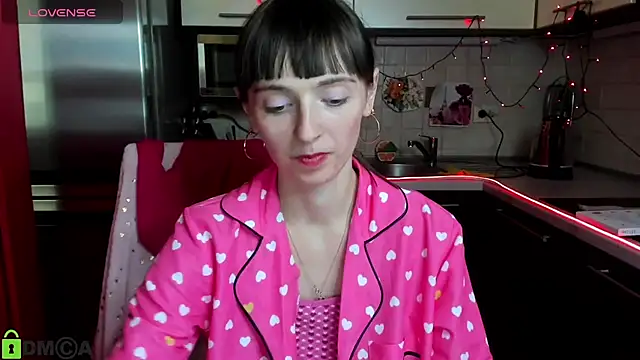 Snapshot of TayanaJons chatting on March 2025 12:20:01 PM TayanaJons online show from March 2025 12:20:01 PM