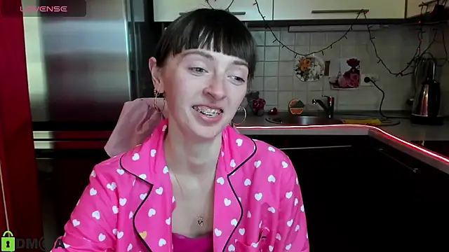 Snapshot of TayanaJons chatting on March 2025 10:48:01 AM TayanaJons online show from March 2025 10:48:01 AM