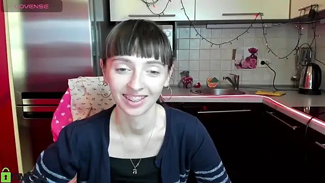 Snapshot of TayanaJons chatting on March 2025 10:48:01 AM TayanaJons online show from March 2025 10:48:01 AM