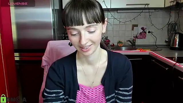 Snapshot of TayanaJons chatting on March 2025 10:57:02 AM TayanaJons online show from March 2025 10:57:02 AM