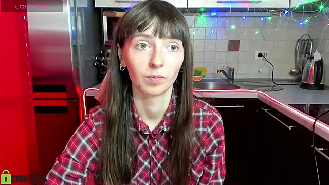 Snapshot of TayanaJons chatting on March 2025 08:42:02 AM TayanaJons online show from March 2025 08:42:02 AM