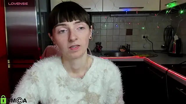 Snapshot of TayanaJons chatting on March 2025 08:18:01 AM TayanaJons online show from March 2025 08:18:01 AM