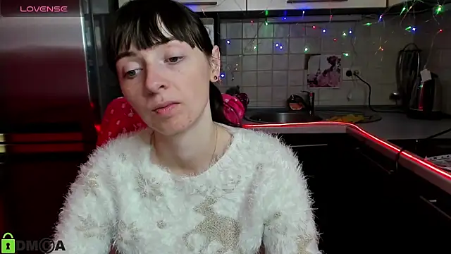 Snapshot of TayanaJons chatting on March 2025 07:51:01 AM TayanaJons online show from March 2025 07:51:01 AM