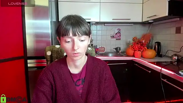 Snapshot of TayanaJons chatting on September 2025 07:02:01 AM TayanaJons online show from September 2025 07:02:01 AM