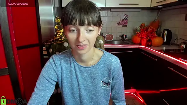 Snapshot of TayanaJons chatting on October 2025 07:06:01 AM TayanaJons online show from October 2025 07:06:01 AM