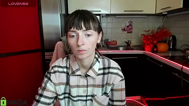 Snapshot of TayanaJons chatting on November 2025 08:02:02 AM TayanaJons online show from November 2025 08:02:02 AM