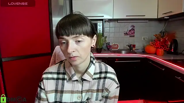 Snapshot of TayanaJons chatting on December 2025 08:08:02 AM TayanaJons online show from December 2025 08:08:02 AM