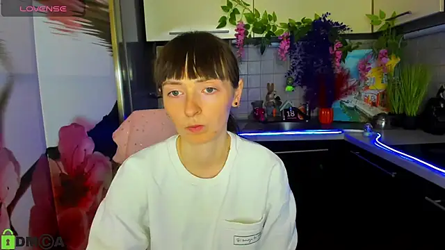 TayanaJons online show from April 2026 07:11:01 AM