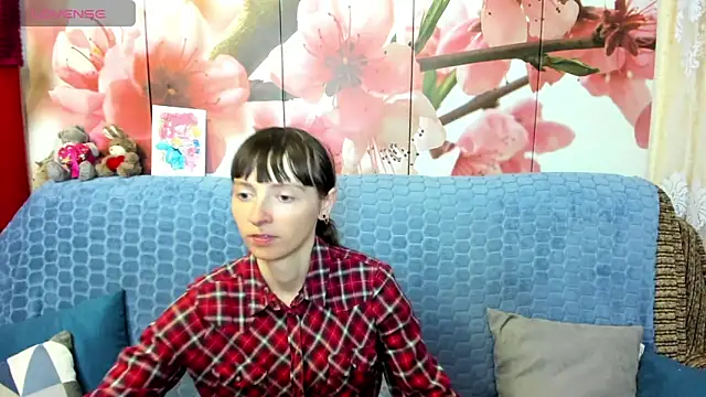 TayanaJons online show from May 2026 07:38:01 AM