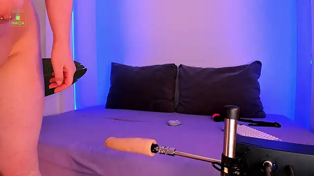 Snapshot of ErikaLust chatting on March 2026 04:18:01 AM ErikaLust online show from March 2026 04:18:01 AM