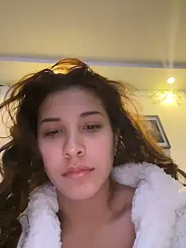 Snapshot of crystal_bunny7 chatting on December 2024 11:57:02 PM crystal bunny7 online show from December 2024 11:57:02 PM