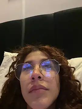 Snapshot of crystal_bunny7 chatting on February 2025 06:29:02 AM crystal bunny7 online show from February 2025 06:29:02 AM