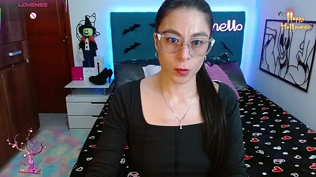 Snapshot of antonella_sweet33 chatting on October 2025 08:03:02 PM antonella sweet33 online show from October 2025 08:03:02 PM