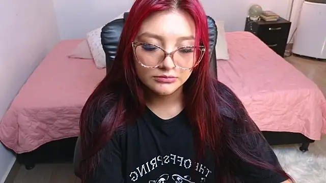 Tilatequilas online show from April 2026 06:07:02 AM