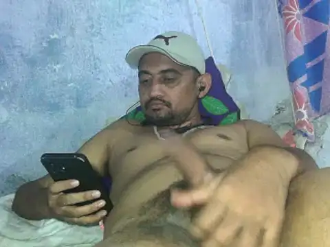 Snapshot of Rocobodymassager chatting on November 2025 08:30:02 PM Rocobodymassager online show from November 2025 08:30:02 PM