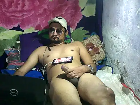 Snapshot of Rocobodymassager chatting on February 2026 05:45:01 AM Rocobodymassager online show from February 2026 05:45:01 AM