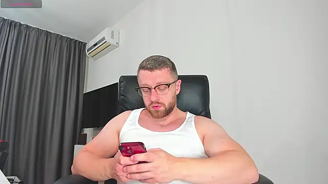 Findom guy online show from December 2025 01:18:02 PM