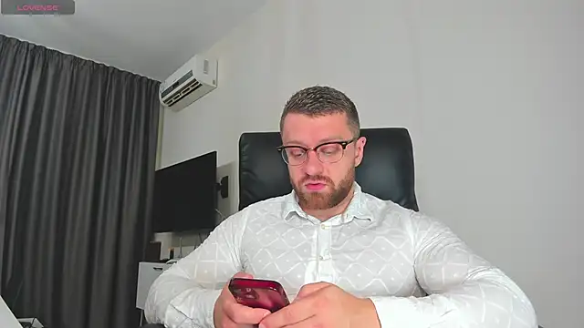 Findom guy online show from December 2025 03:42:01 PM