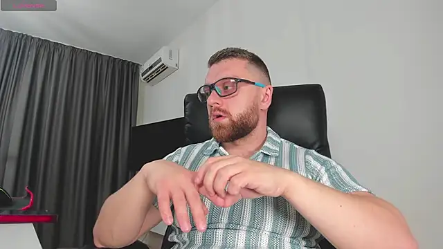 Findom guy online show from January 2026 01:17:02 PM