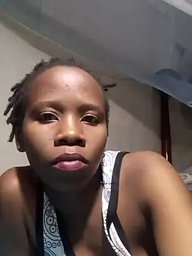 Snapshot of Queentesi chatting on January 2025 06:43:02 AM Queentesi online show from January 2025 06:43:02 AM