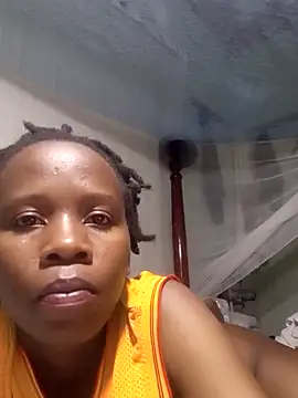 Snapshot of Queentesi chatting on February 2025 05:53:02 PM Queentesi online show from February 2025 05:53:02 PM