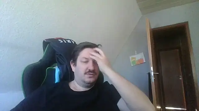 Snapshot of Golffahrer1982 chatting on March 2026 08:49:01 AM Golffahrer1982 online show from March 2026 08:49:01 AM