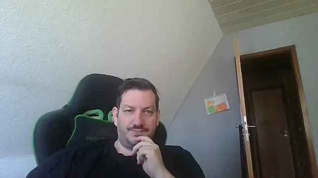 Snapshot of Golffahrer1982 chatting on March 2026 09:47:02 AM Golffahrer1982 online show from March 2026 09:47:02 AM