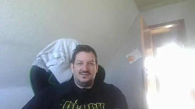 Snapshot of Golffahrer1982 chatting on April 2026 08:01:01 AM Golffahrer1982 online show from April 2026 08:01:01 AM