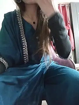 Noor Darliing online show from June 2026 03:36:01 PM