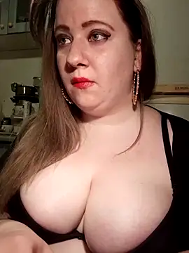 Snapshot of D_Marinna chatting on February 2025 06:47:02 PM D Marinna online show from February 2025 06:47:02 PM