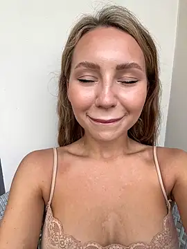 LilyRaisa online show from February 2025 02:03:02 AM