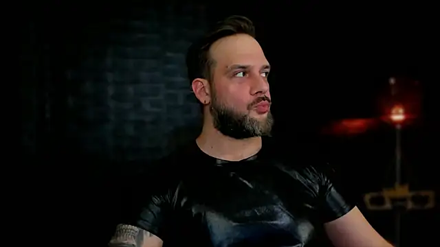 Snapshot of LexXHardy chatting on January 2025 03:47:01 AM LexXHardy online show from January 2025 03:47:01 AM