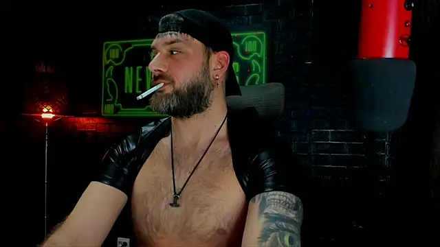 Snapshot of LexXHardy chatting on February 2025 09:52:01 AM LexXHardy online show from February 2025 09:52:01 AM