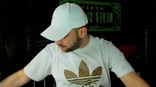 Snapshot of LexXHardy chatting on February 2025 11:13:01 AM LexXHardy online show from February 2025 11:13:01 AM