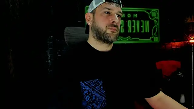 Snapshot of LexXHardy chatting on February 2025 01:44:02 PM LexXHardy online show from February 2025 01:44:02 PM