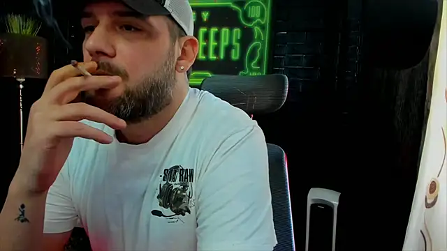 Snapshot of LexXHardy chatting on February 2025 12:37:02 PM LexXHardy online show from February 2025 12:37:02 PM