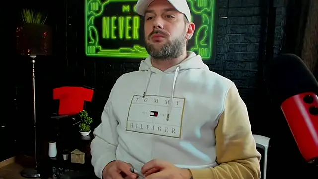 Snapshot of LexXHardy chatting on February 2025 11:52:01 AM LexXHardy online show from February 2025 11:52:01 AM