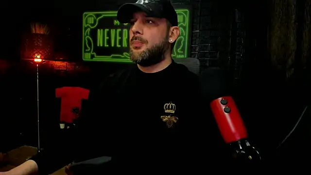 Snapshot of LexXHardy chatting on February 2025 09:33:02 PM LexXHardy online show from February 2025 09:33:02 PM