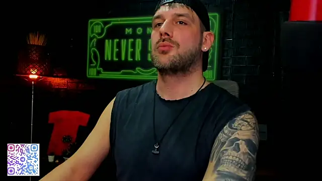 Snapshot of LexXHardy chatting on March 2025 09:09:02 PM LexXHardy online show from March 2025 09:09:02 PM