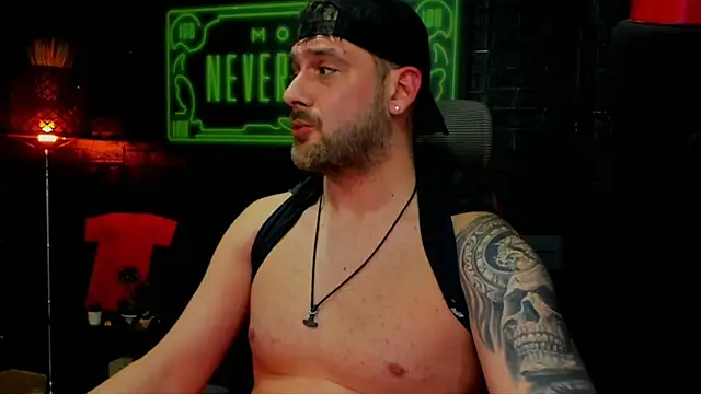 Snapshot of LexXHardy chatting on March 2025 12:15:01 AM LexXHardy online show from March 2025 12:15:01 AM