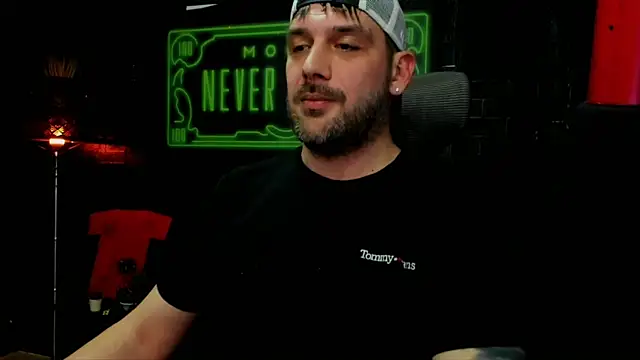 Snapshot of LexXHardy chatting on March 2025 10:43:01 PM LexXHardy online show from March 2025 10:43:01 PM