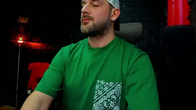 Snapshot of LexXHardy chatting on March 2025 07:20:02 PM LexXHardy online show from March 2025 07:20:02 PM