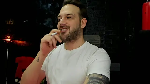 Snapshot of LexXHardy chatting on March 2025 07:05:01 PM LexXHardy online show from March 2025 07:05:01 PM