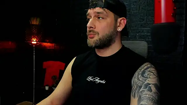 Snapshot of LexXHardy chatting on March 2025 03:26:01 AM LexXHardy online show from March 2025 03:26:01 AM