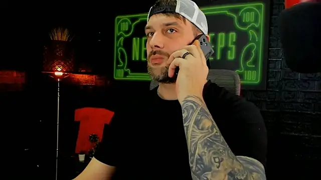 Snapshot of LexXHardy chatting on March 2025 08:07:02 AM LexXHardy online show from March 2025 08:07:02 AM