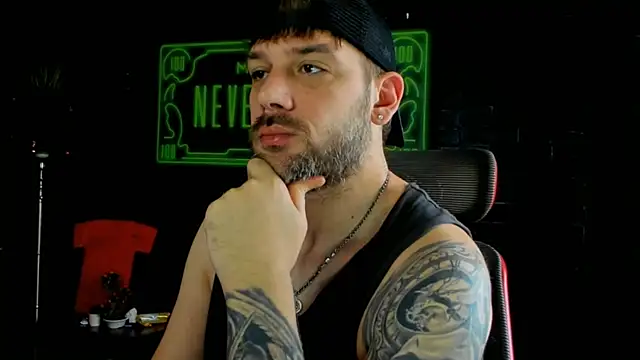 Snapshot of LexXHardy chatting on March 2025 06:37:01 AM LexXHardy online show from March 2025 06:37:01 AM