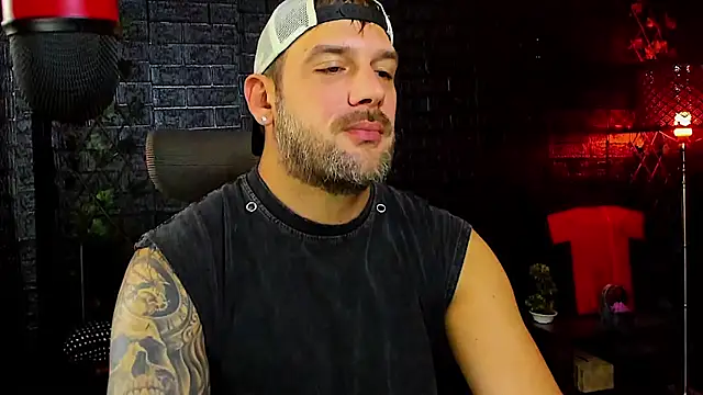 Snapshot of LexXHardy chatting on September 2025 06:46:01 AM LexXHardy online show from September 2025 06:46:01 AM