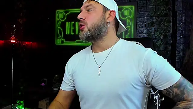 Snapshot of LexXHardy chatting on September 2025 03:47:01 PM LexXHardy online show from September 2025 03:47:01 PM