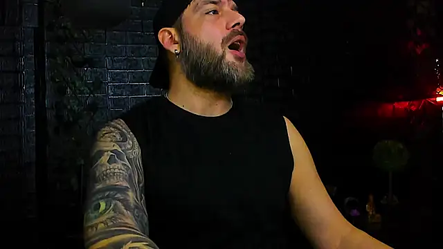 Snapshot of LexXHardy chatting on November 2025 02:28:01 PM LexXHardy online show from November 2025 02:28:01 PM